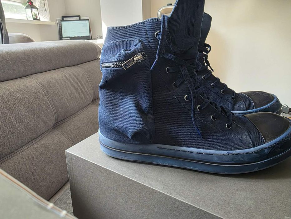 Продавам Rick Owens DRKSHDW EDFU Denim Cargo Sneakers в цвят Indigo.