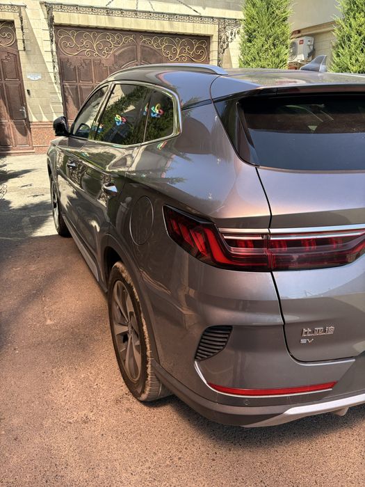 Продам byd song plus EV