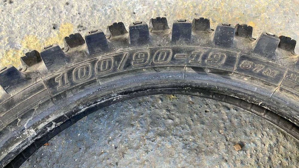 мото гуми 100/90-19 и 110/90-19