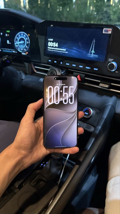 Продам IPhone 15 Pro Max 256 гб