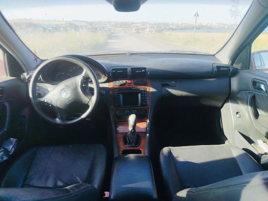 Piese Auto Mercedes C Class C180  W203 2.0 benzina din 2003