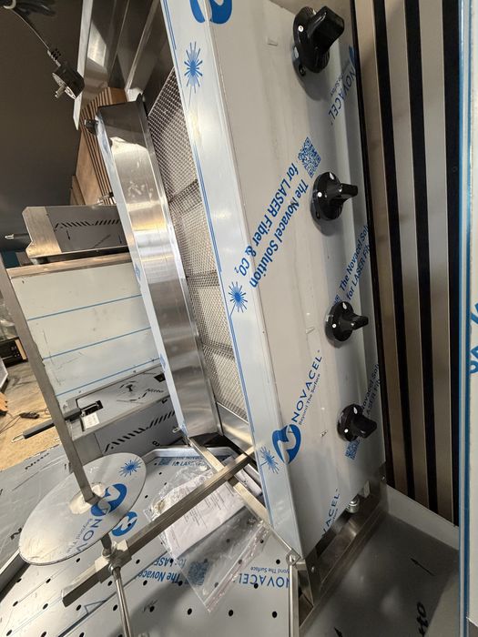 Дюнер  4 пити с горен мотор