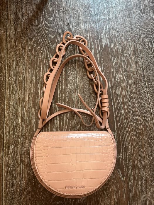 Сумка charles & keith