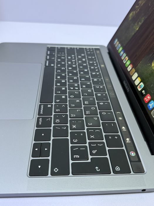 MacBook Pro с тачбаром / СТ430037