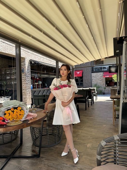 Платье для 25 мая, как новое