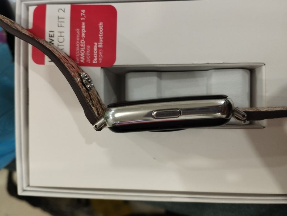 Продам smart часы Huawei Watch fit 2