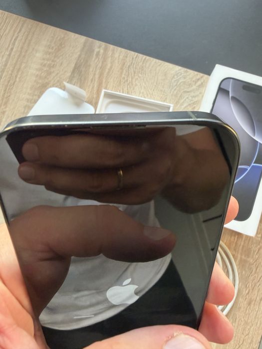 Iphone 16pro 128 gb black