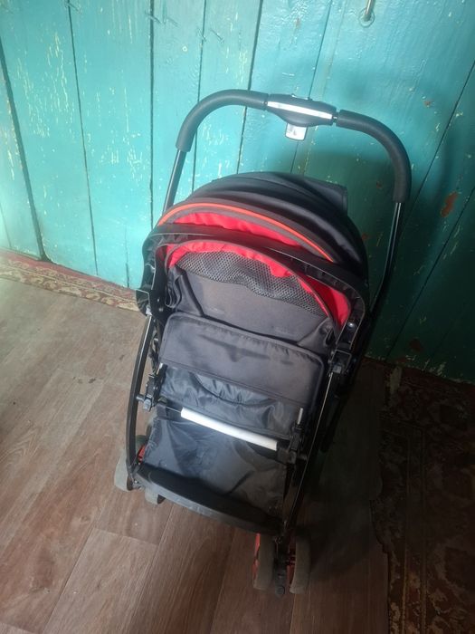 Продам коляску 12 тыс!