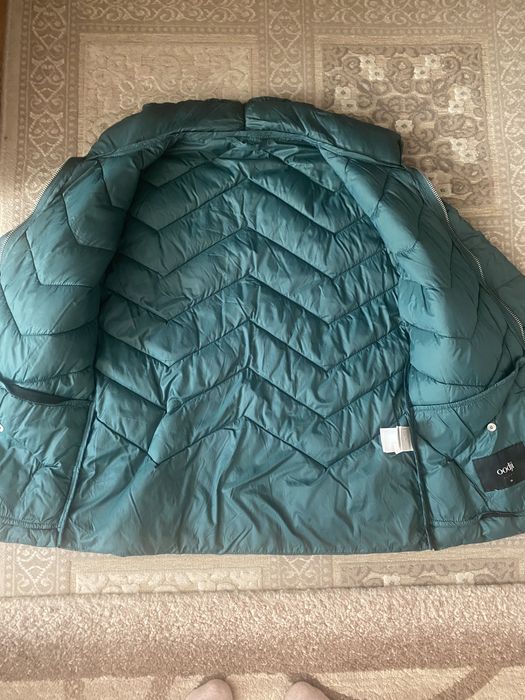 Продам демисезонную куртку