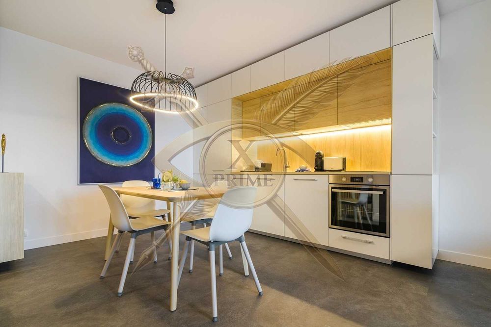 Дава се под наем Двустаен апартамент в Варна, Бриз - 74 кв.м за 830 € - Снимка #2
