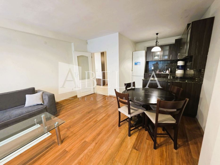 Дава се под наем Тристаен апартамент в София, Гоце Делчев - 110 кв.м за 770 € - Снимка #2