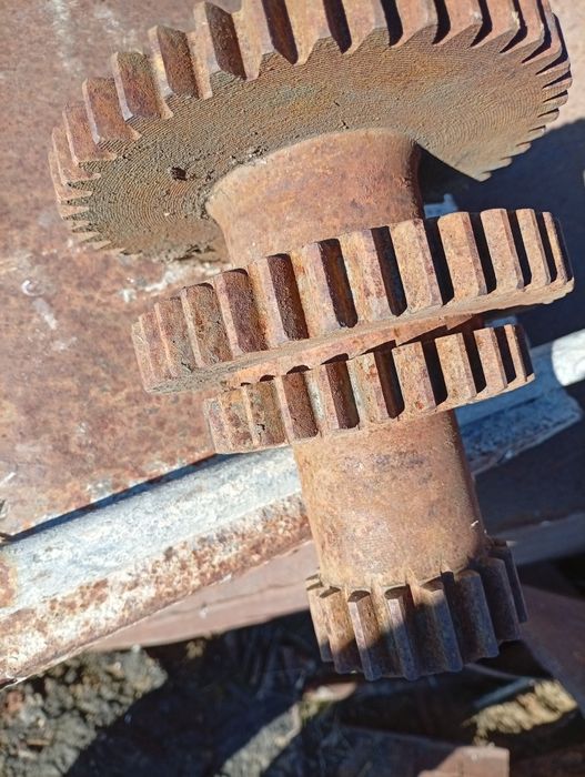 Продам шестерню КПП газ 53