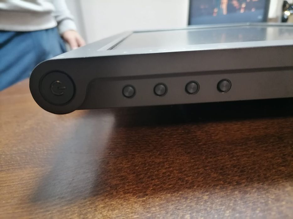 Монитор Lenovo 19 инча