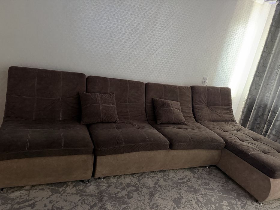 Продаётся угловой диван в хорошем состоянии