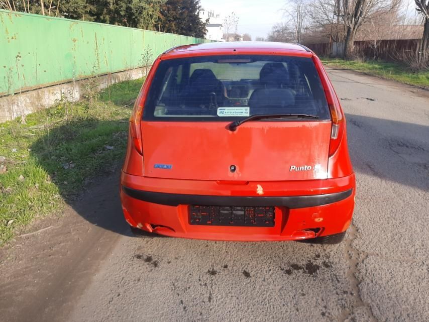 Fiat Punto 1.1i 1.2i 1.3i 1.9jtd
