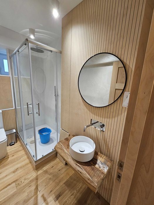 Apartament cu 3 camere CENTRAL