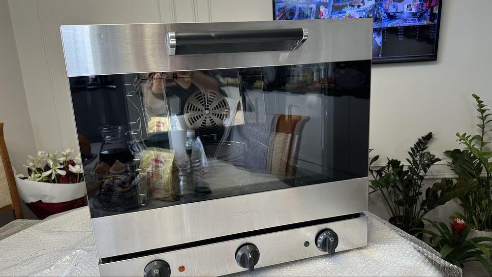 Продам печь Smeg