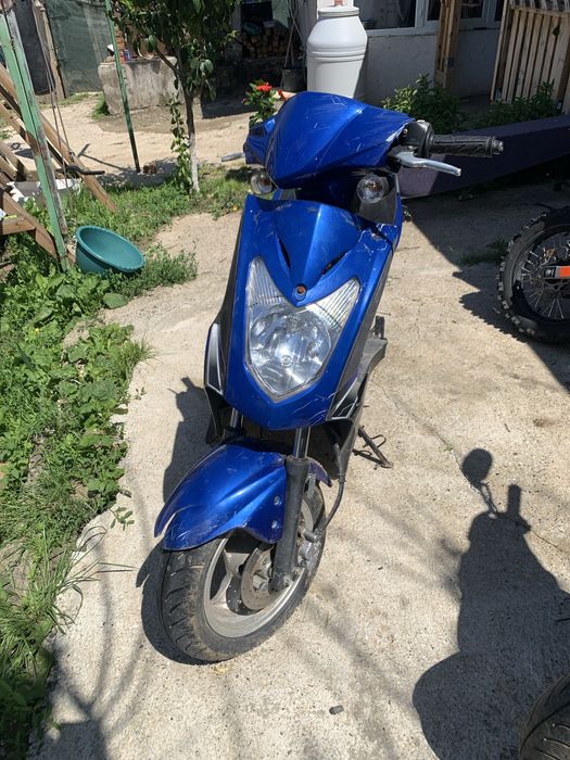 Vănd scuter Kymco