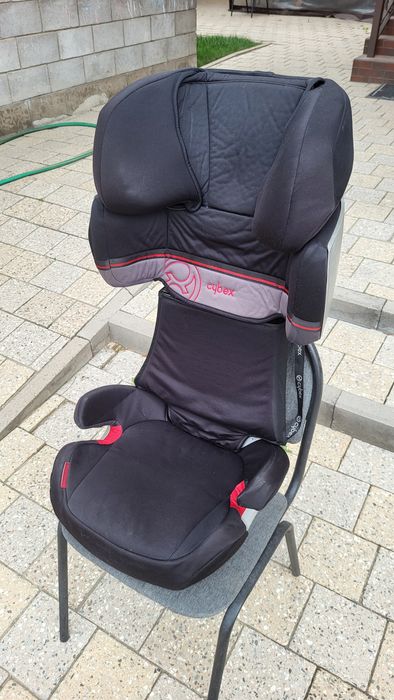 Автокресло Cybex Solution X