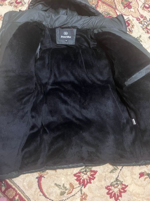 Продам куртку Найк новый