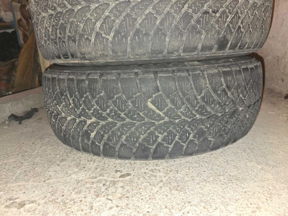 Зимни автомобилни гуми 165/65/14