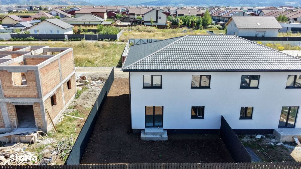 De Vânzare Duplex În Cartierul Izvor