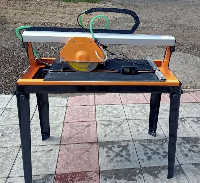 Оборудование для резки кафеля Вихрь