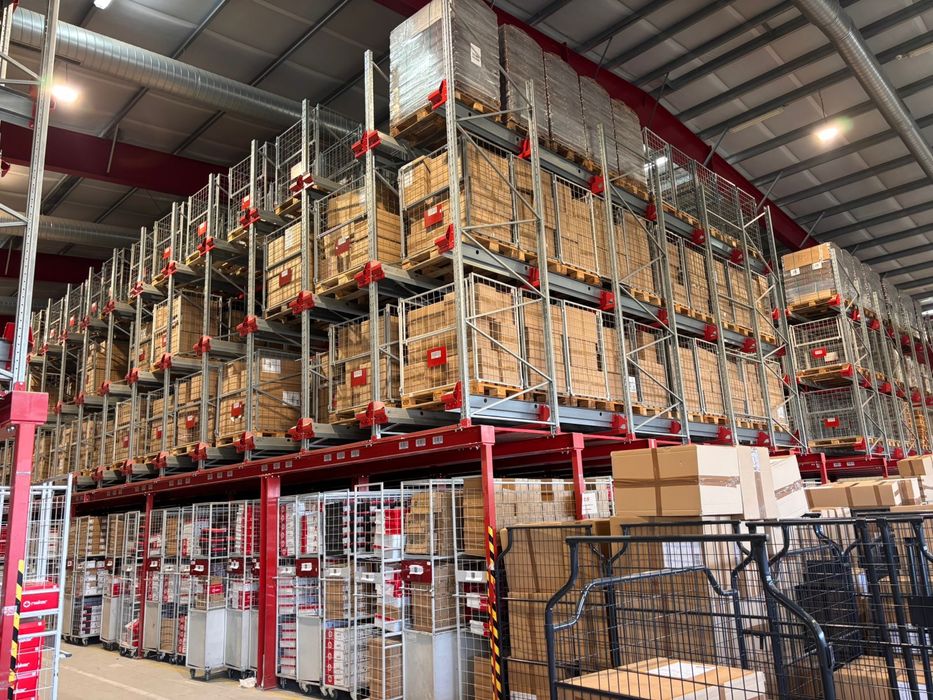 Gratare /rafturi metalice