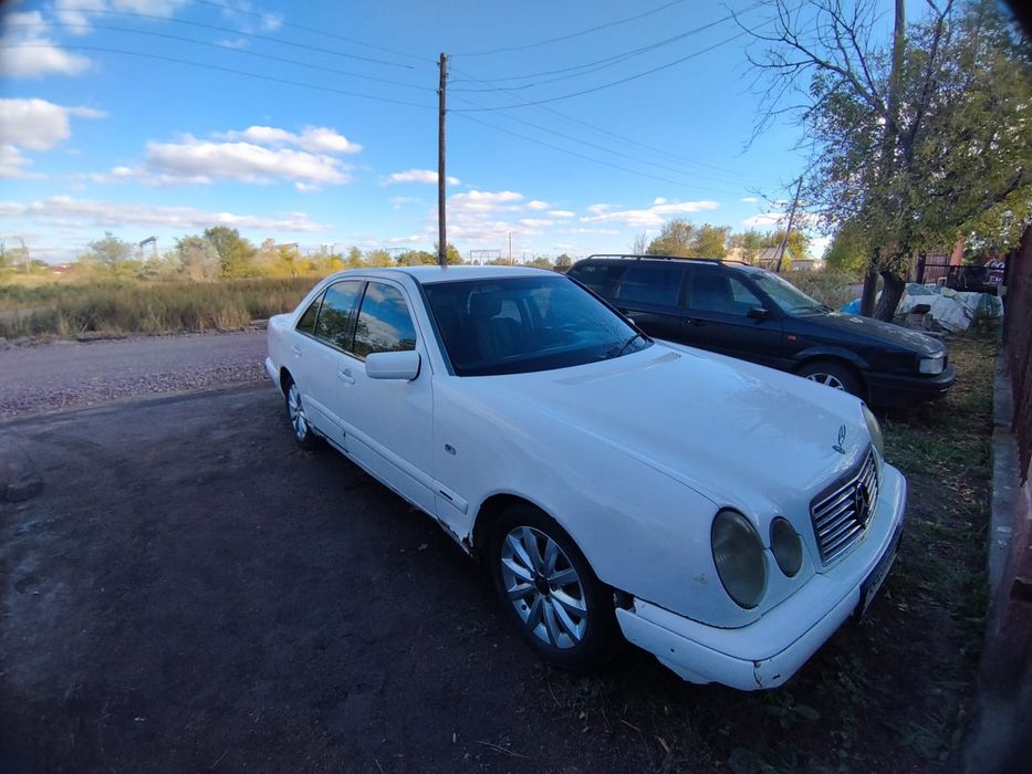 Продам Мерседес w210