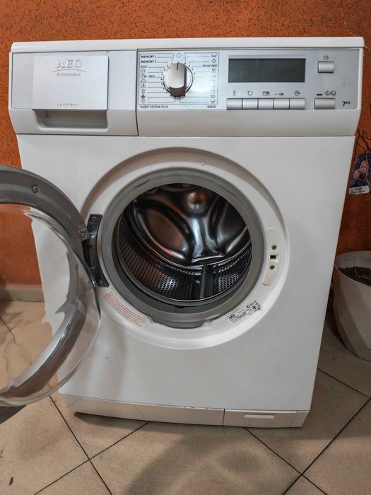 ПЕРАЛНЯ AEG 86850 7кг 1600 об.мин