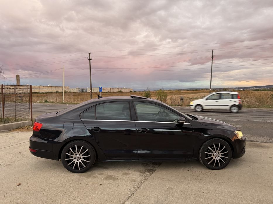 Volkswagen Jetta 1.6Tdi Automata