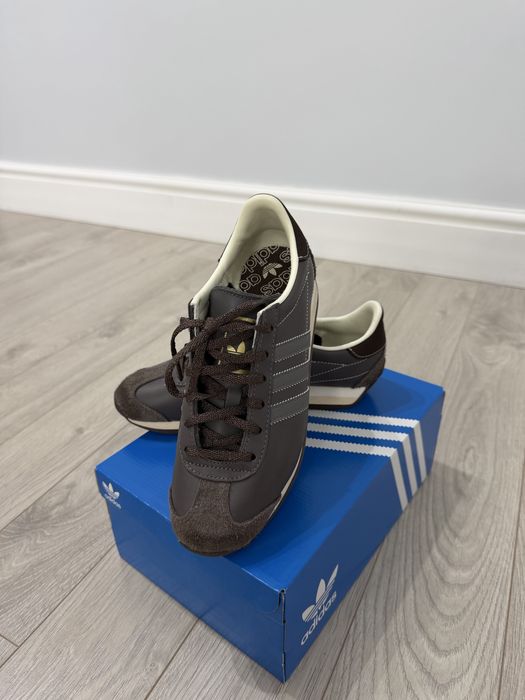 Новые кроссовки adidas