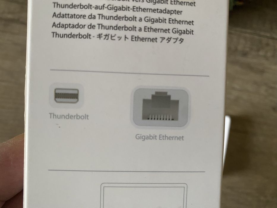 Adaptor original Apple Thunderbolt la placa retea Gigabit Ethernet