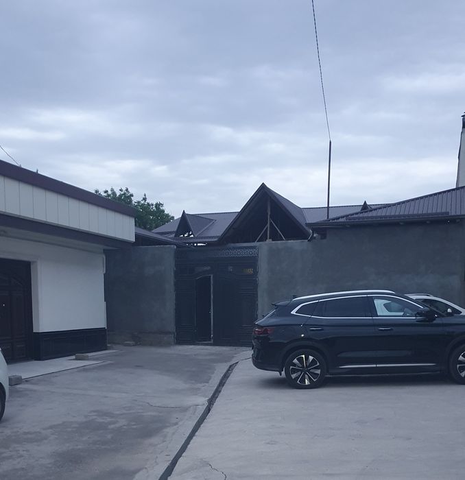 Участка сотилади срочно срочно срочно центрда