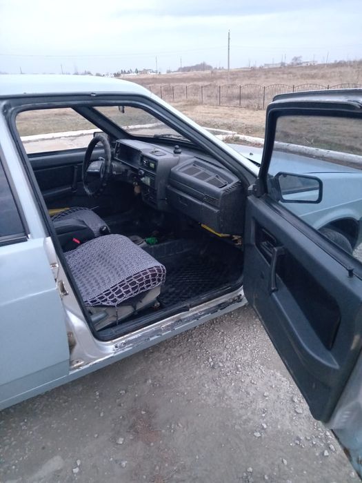 Продам машину ВАЗ 21099