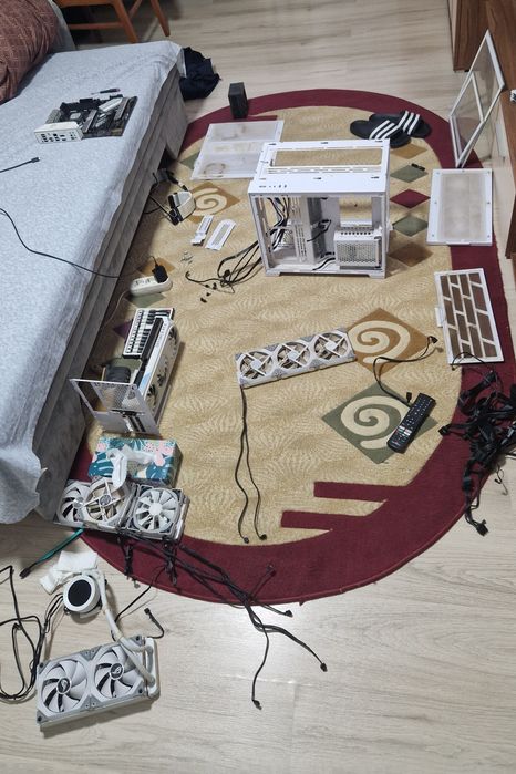 Servicii Mentenanță Calculatoare și Laptopuri