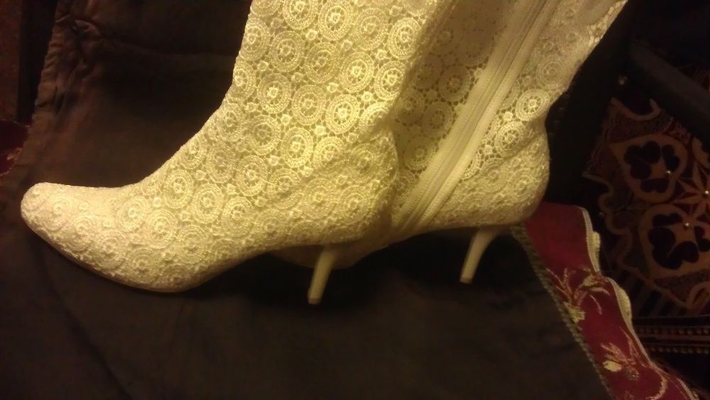 Туфли сапожки гипюрные
