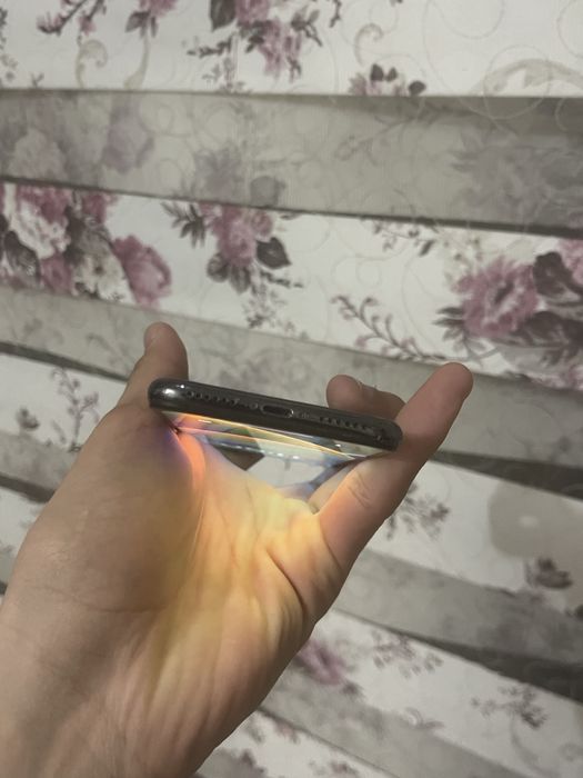 iPhone X 64Gb Srocno!!!