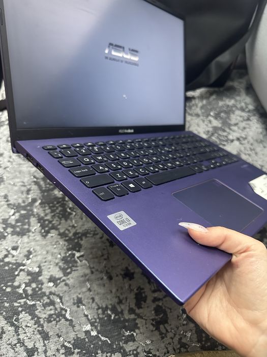 Продам ноутбук Asus VivoBook 15