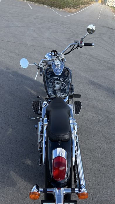 Honda shadow 400