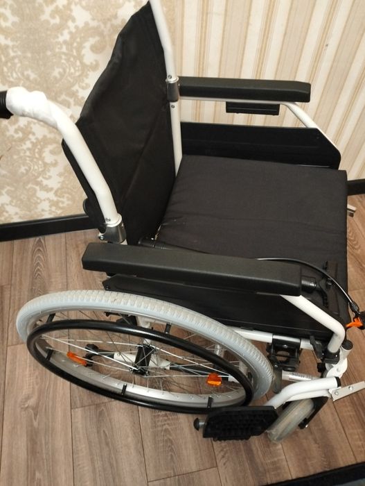 Взрослая коляска