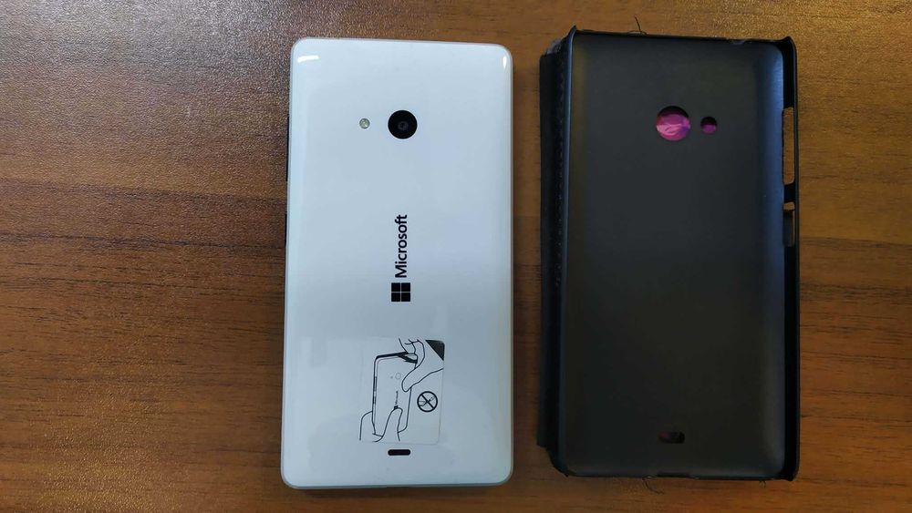 Телефон  GSM отлично работещ в отлично състояние от чужбина