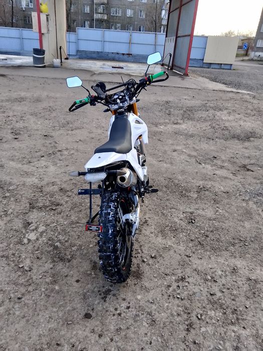 Продается эндуро 250куб