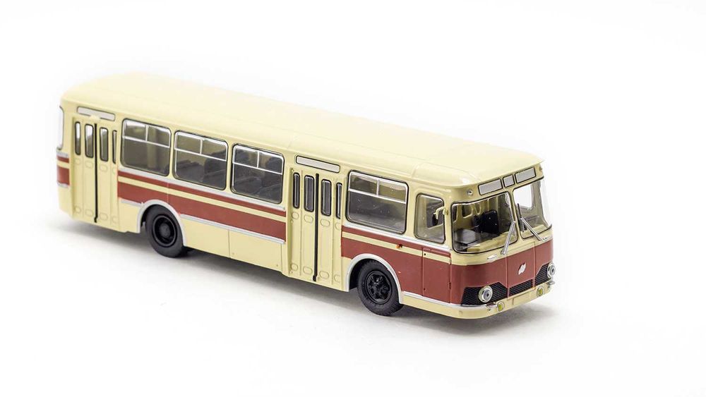 АвтобусЛИАЗ-77М, фирмы MODIMO из серии НАШИ АВТОБУСЫ, масштаб 1:43