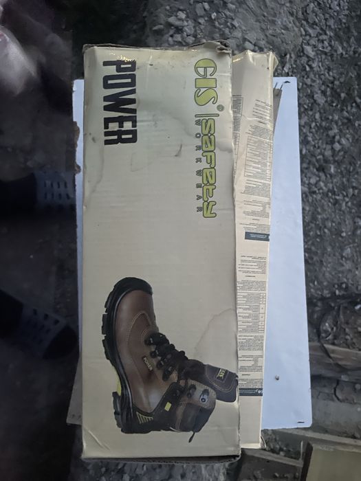 Спецботинки  новый