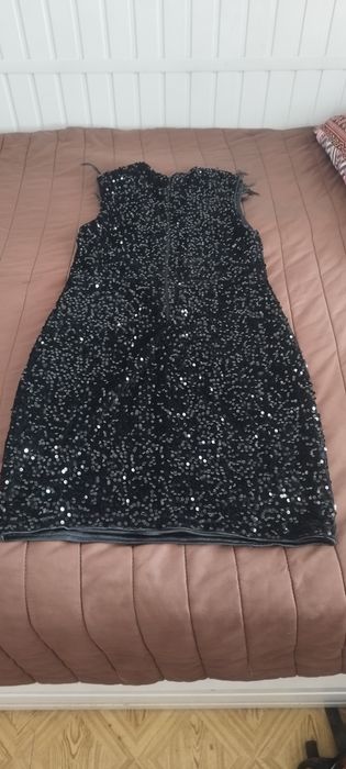 Офицялна Рокля с естествени пера