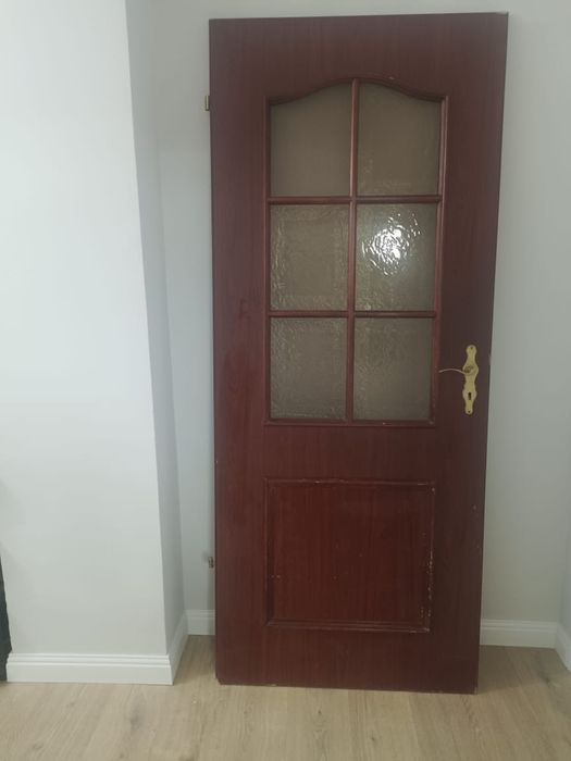 Двери  межкомнатные 1 шт