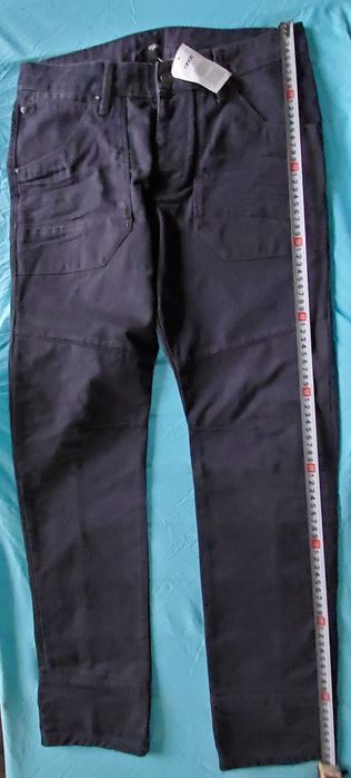 3 Blugi barbati Noi cu eticheta