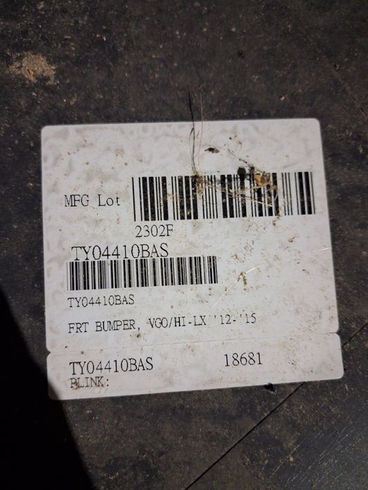 Передний Бампер Hilux