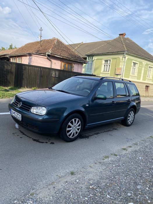 Vand golf 4  2001